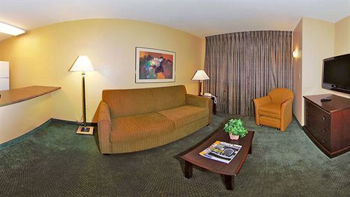 Hawthorn By Wyndham Hotel Chandler